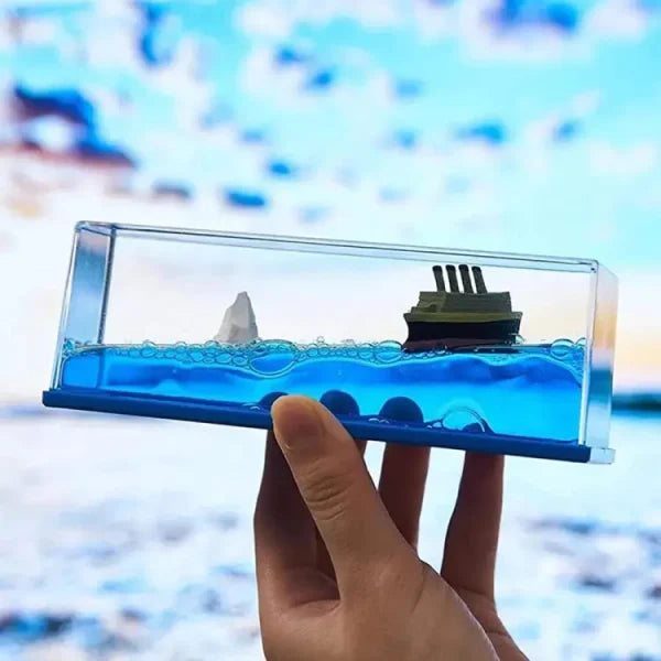 Car Dashboard Cruise Ship Fluid Drift Bottle Boat Floating